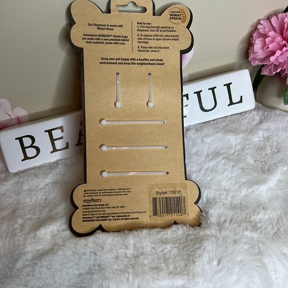 GreenBone Dispenser & 48 Poopbags - Picture 4 of 5